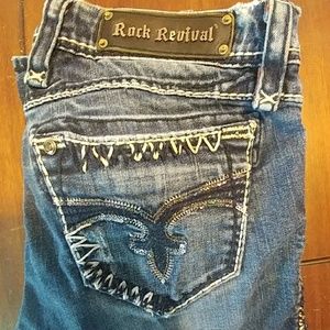 Rock Revival capris